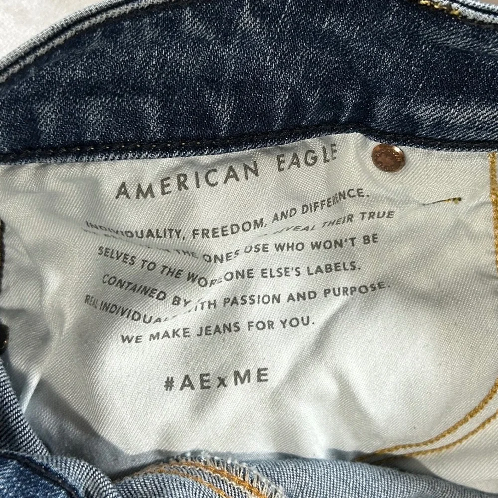 American Eagle Airflex+ Mens Distressed Denim Shorts Blue Medium Wash Size 34